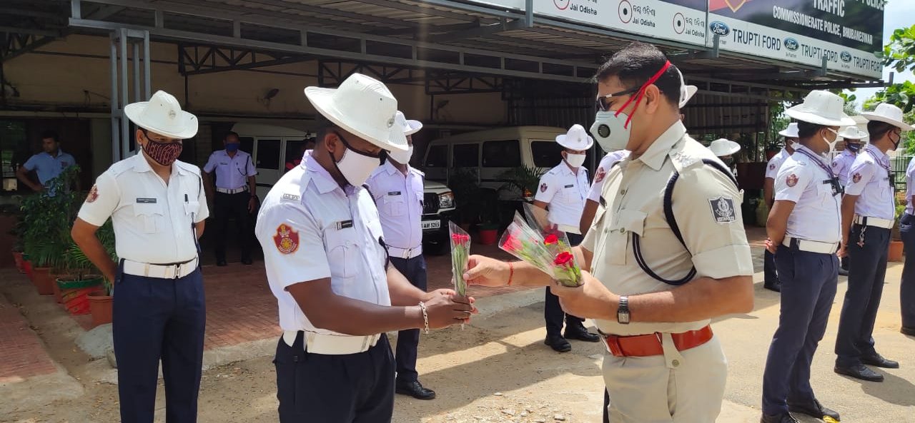 16 of our COVID19 warriors of Traffic P.S- I BBSR have joined duty after winning over the Pandemic on 04.10.2020. We salute to their resilience & commitment & vowed to continue dedicating ourselves in this protracted fight.