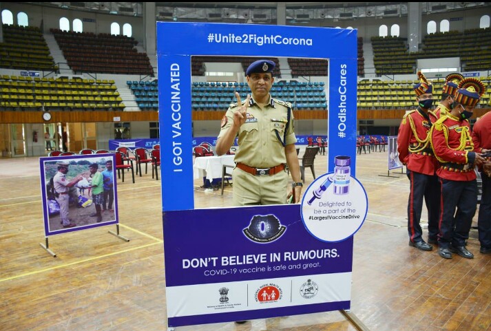 Commencement of Vaccination drive for Police personnel on 06.02.2021