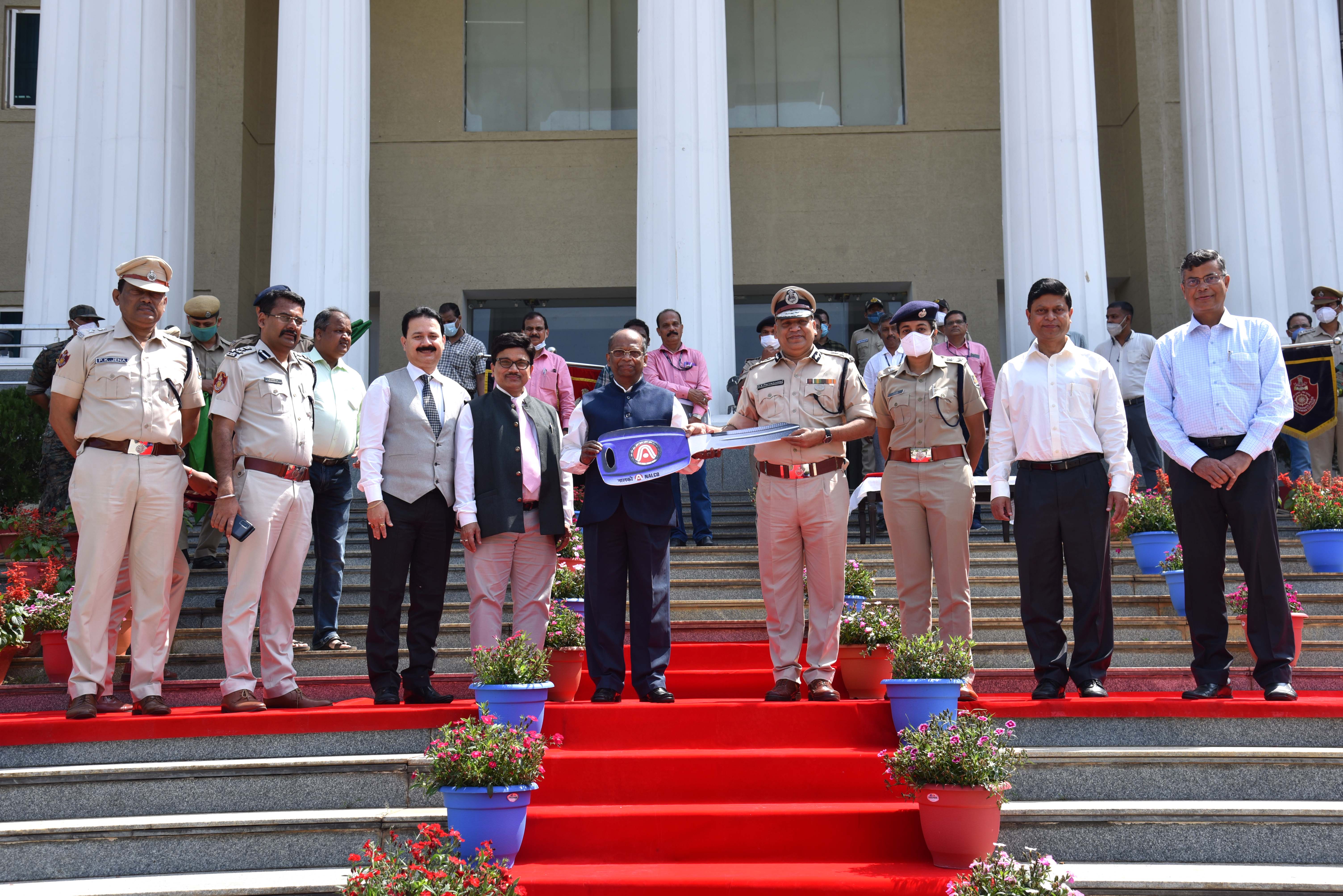 Flag off Ceremony of new PCR vehicle at Commissionerate Hqrs. on 25.02.2022.