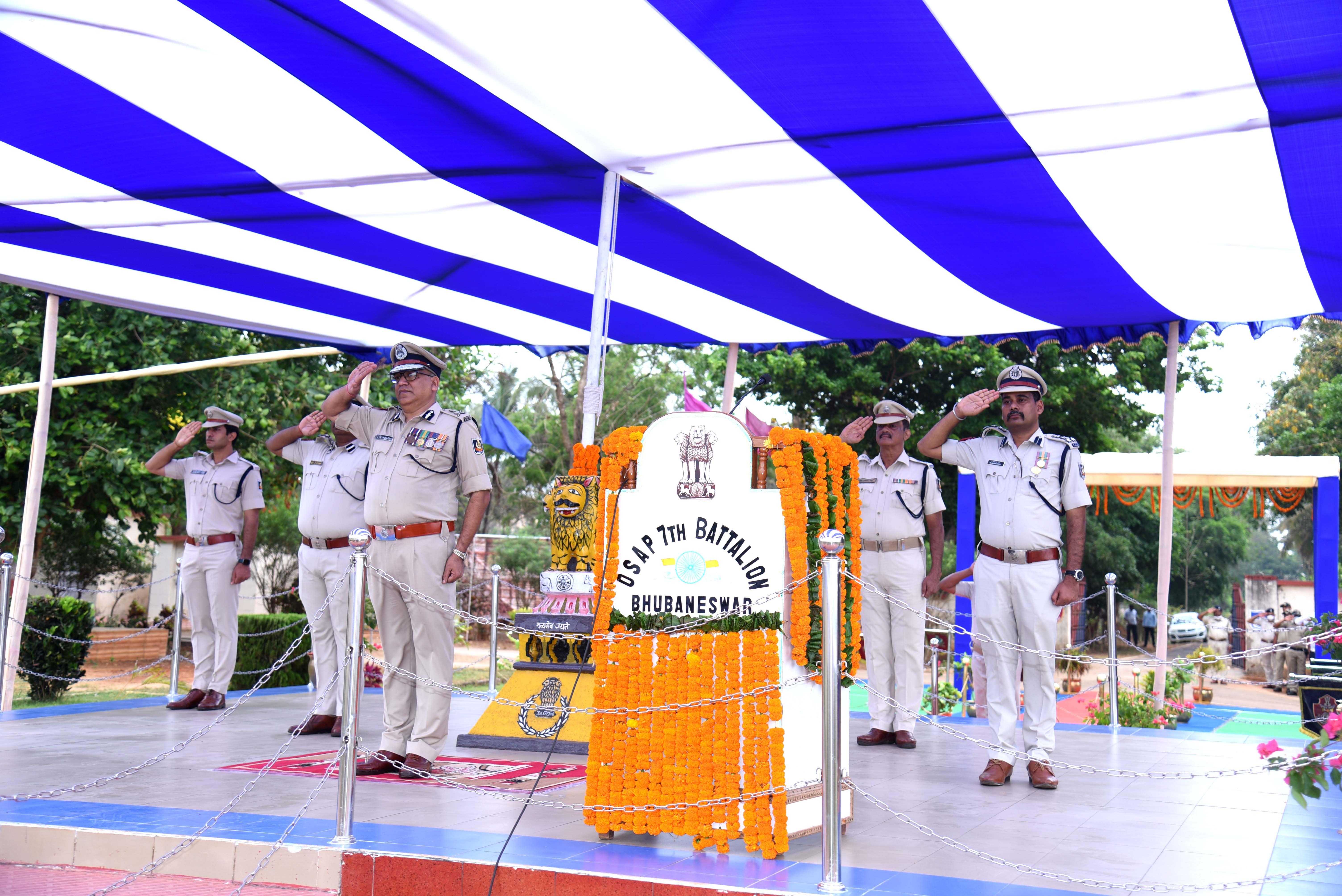 On 87th Odisha Police Formation Day CP took the salute in the Ceremonial Parade at 7th OSAP Battalion ground, Bhubaneswar 01.04.2022.