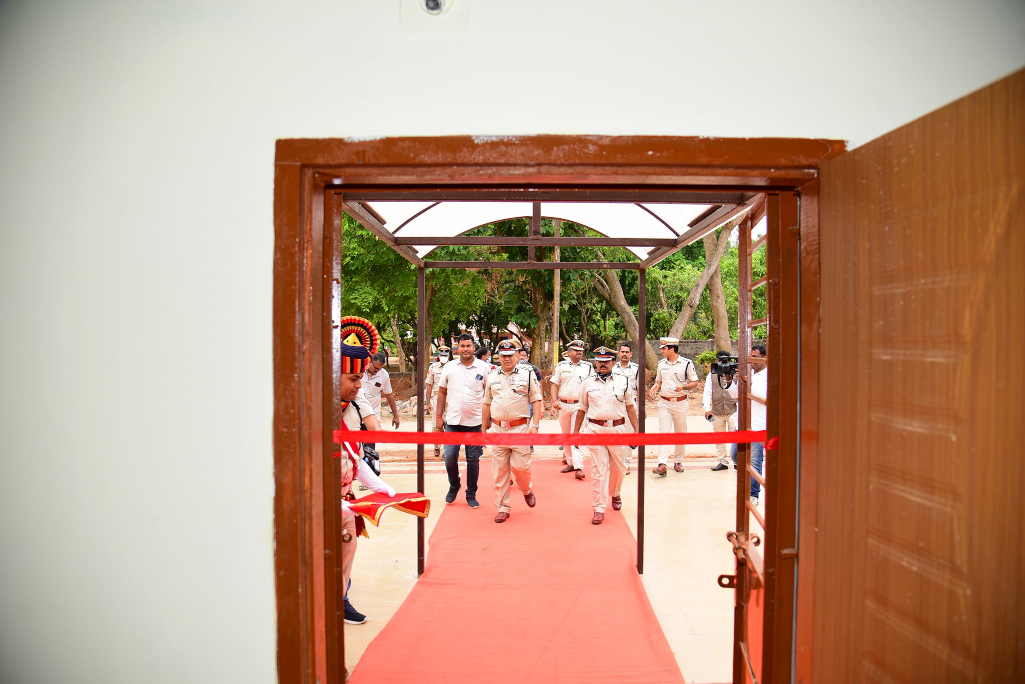 Guest House was inaugurated by Hon’ble Commissioner of Police Sri S.K. Priyadarsi, IPS, Bhubaneswar-Cuttack on 01.04.2022.