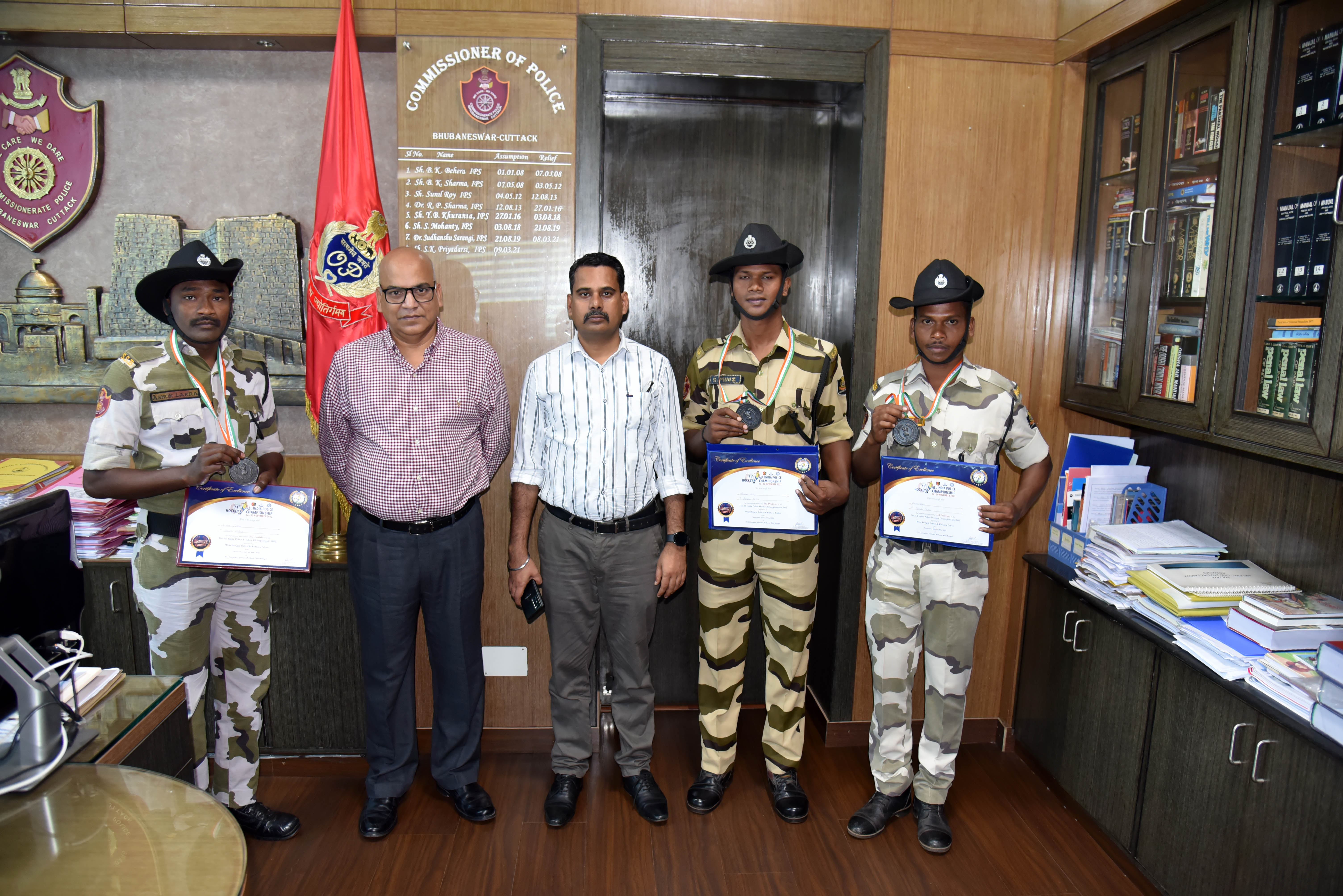 Sri S.K. Priyadarsi, IPS, Commissioner of Police BBSR-CTC & Addl CP Dr. U. Dash felicitated S/597 Suman Minz, S/754 Ashok Lakra & S/794 Prabin Topoo of SSBN Bhubaneswar on 13.12.2022.
