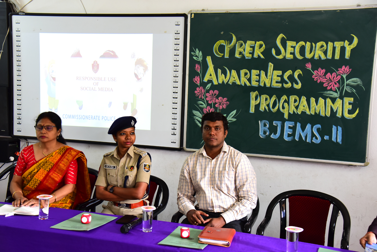 Cyber and Traffic Awareness programme  at Buxi Jagabandhu English Medium School-II , Satyabhamapur, Balianta, Bhubaneswar on 27.01.2023.