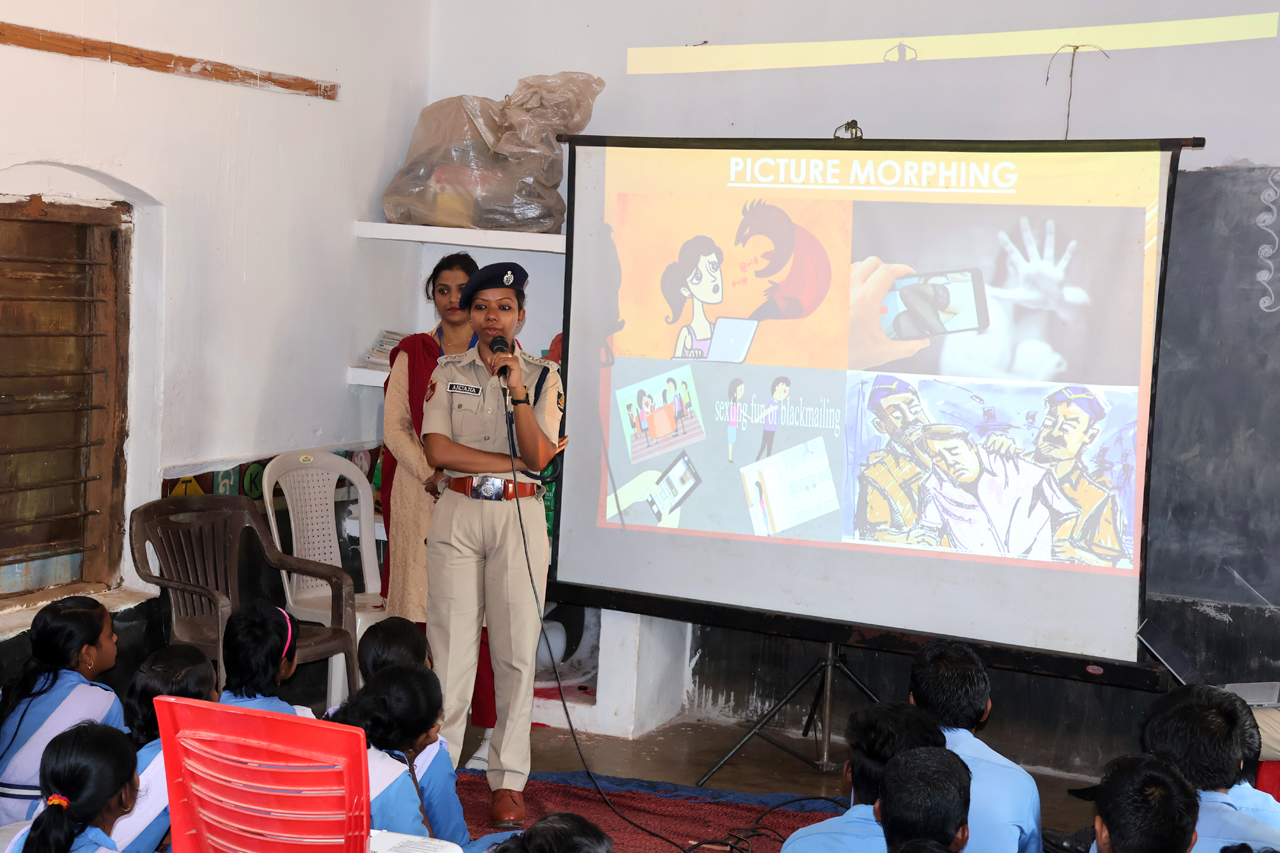 We had an interesting session on Cyber Crime and Traffic Awareness on 07.02.2023 at Govt. High School of Gangapada under Infovalley PS.