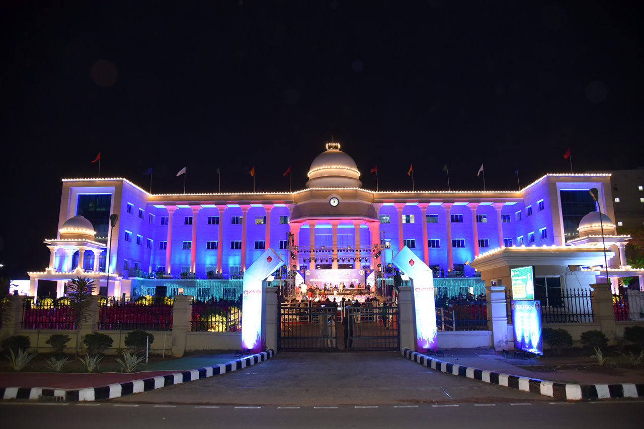 “Pranam Utkal” Cultural Programme was celebrated at Police Seva Bhawan of Commissionerate Police Bhubaneswar-Cuttack in which Sri S.K. Bansal, IPS, DGP Odisha graced the occasion on 04.04.2023.