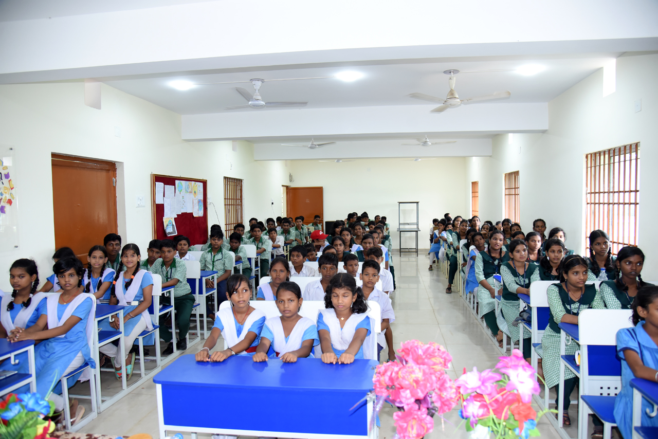 On 24.08.2023 we are happy to conduct our another milestone towards cyber crime awareness & responsible use of social media program at Nilakantha High School Naputa, PS- Tamando, Bhubaneswar.