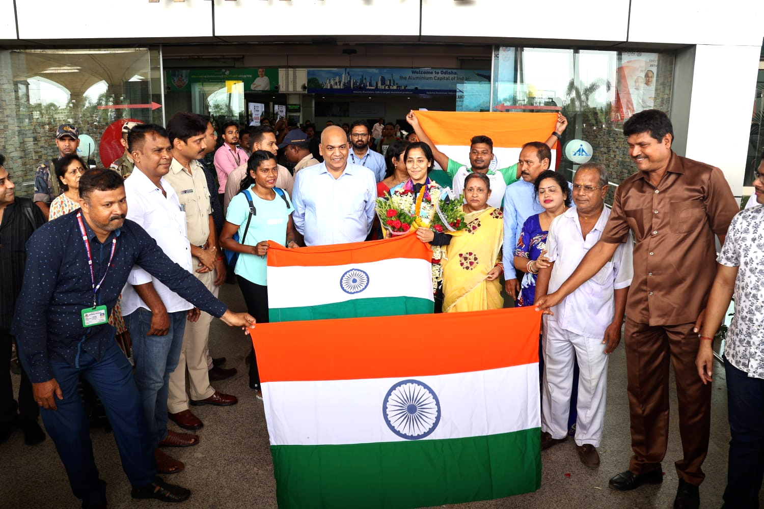 On 13.08.2023 a grand welcome to our proud Athlete Chinmayee Bhuyan, who clinched 2 Gold medals in International Fire and Police Games held at Canada. Commissionerate Police is proud of such a talented and successful sportsperson and congratulate her for her tremendous success.