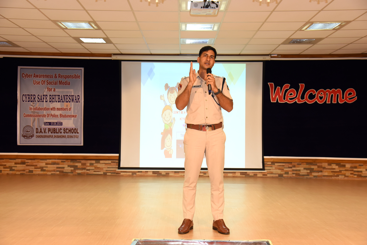 An insightful and awareness session on Cyber Crime & Safe use of Social Media at DAV Public School, Chandrasekharpur, Bhubaneswar under C.S. Pur Police Station on 01.08.2023.