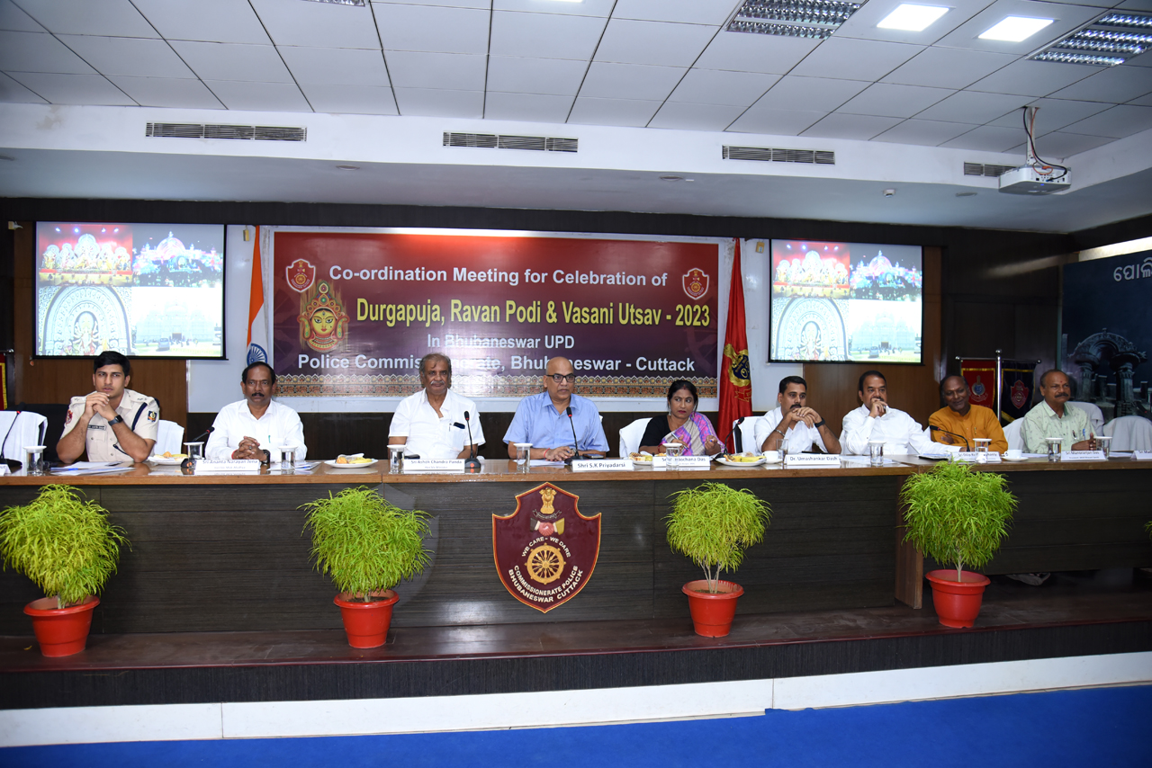 To kickstart Durga Puja prep, Commissionerate Police held a meeting on 05.10.2023 at CP Headquarters, Bhubaneswar.