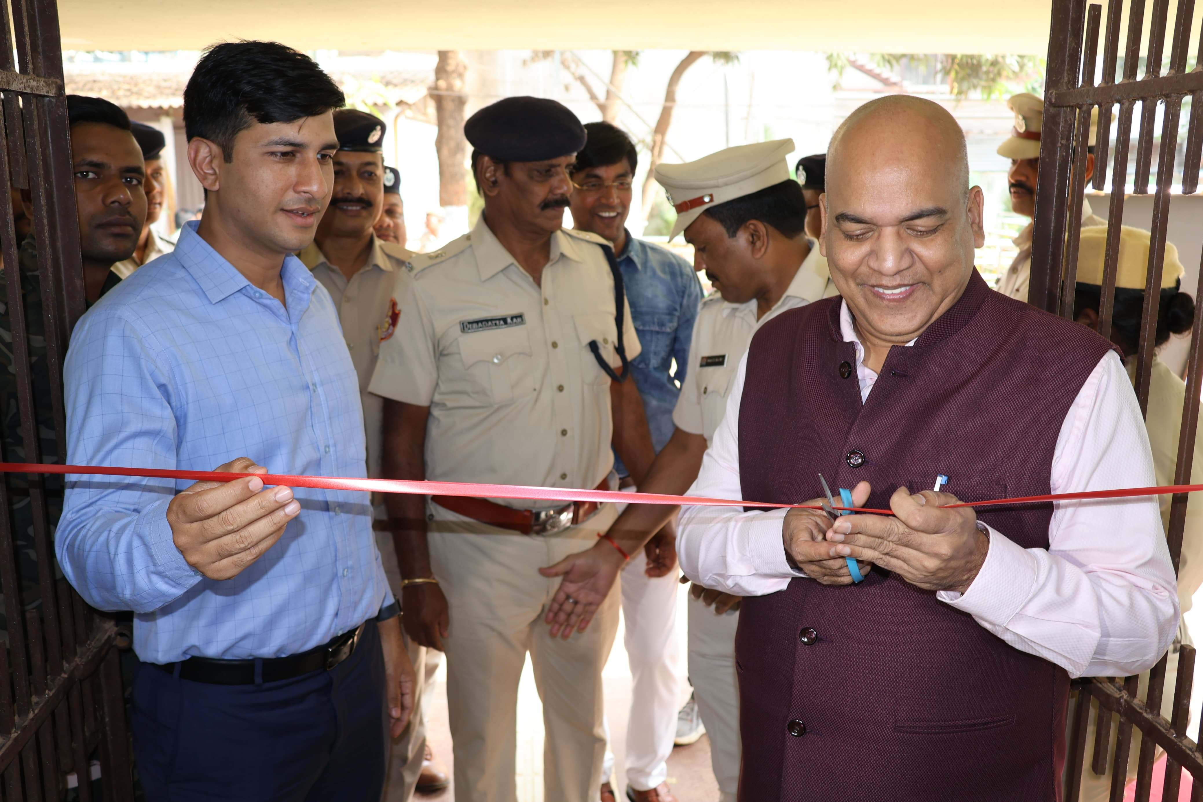 Uniting for a Lifesaving Cause: Blood Donation Camp held on 30.12.2023 at Chandra Sekhar Pur Police Station, Bhubaneswar in collaboration with Capital Hospital. A collective effort from police personnel and Chandra Sekhar Pur residents, aiming to contribute 150 blood units.