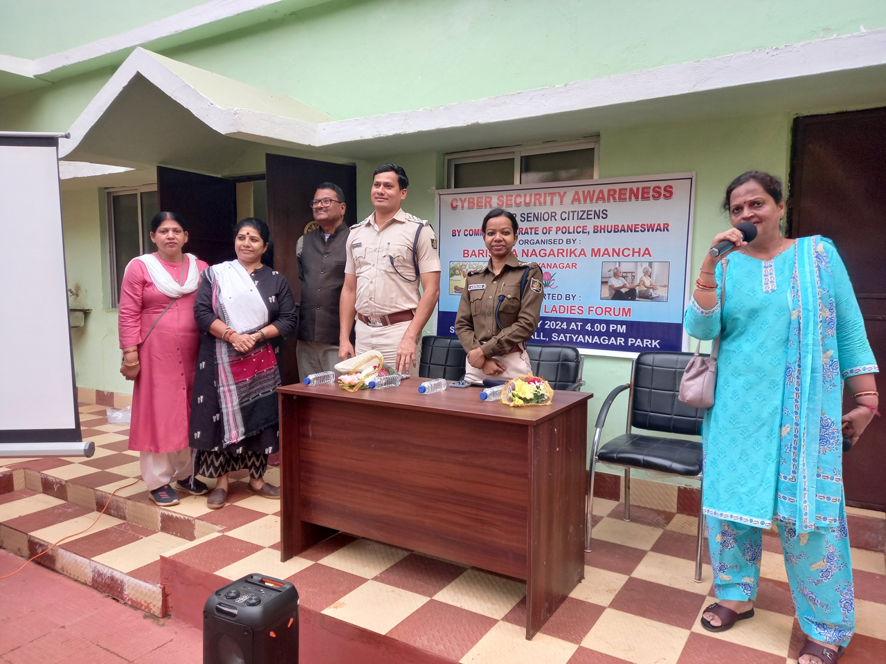 Imparting Cyber Safety Wisdom to Seniors! ACP Anjana Tudu leads a Cyber Safety Awareness Event at the Senior Citizen Forum, Satyanagar, Bhubaneswar on 16.01.2024.