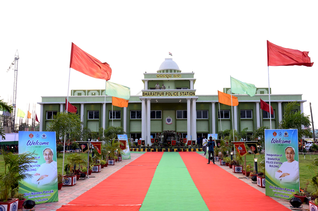 From virtual to reality: Bharatpur PS now stands tall after being inaugurated virtually by Hon’ble CM Odisha, Shri Naveen Patnaik on 30.12.2020 under the 5T initiative. Today on 11.03.2024, we celebrated the physical inauguration of its newly constructed building by Hon’ble CM Shri Naveen Patnaik in the presence of DGP, Shri A.K Sarangi, CP Shri Sanjeeb Panda and other senior police personnel.