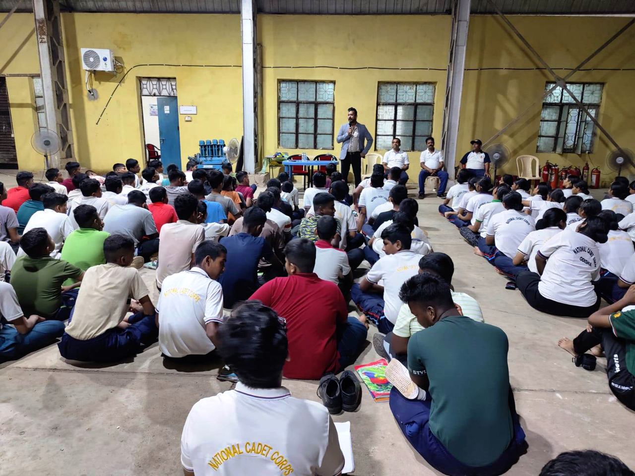 Cyber Awareness Session was conducted on 27th August 2024 by Commissionerate Police, Bhubaneswar under Supervision – ACP Ms. Anjana Tudu, OPS and the session was taken by Mr. Satyanarayan Roy Mohapatra, Cyber Expert and Advisory Volunteer, Commissionerate Police Bhubaneswar-Cuttack. He enlightened on what is Cyber Crime, how to prevent cybercrime and cyber attacks, how to report on 1930 and Chakshu Portal of www.sancharsaathi.gov.in.