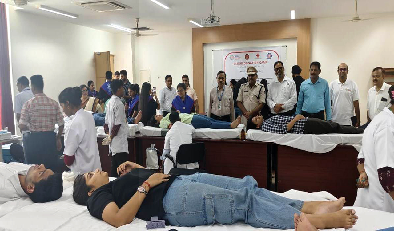 A voluntary blood donation camp was organized on 20.09.2024 by IRCS, RB, Commissionerate Police Bhubaneswar-Cuttack association with Birla Global University, Bhubaneswar. DC & Joint Secretary Sri Lalitendu Mohanty, organised the camp. A total of 101 units of blood were collected by the Capital Hospital Blood Bank, Bhubaneswar.