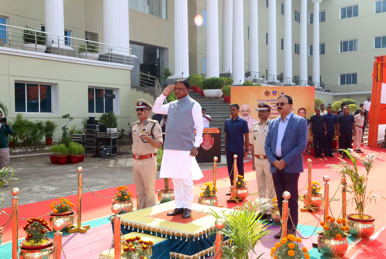 “A safe environment is the foundation of a prosperous Odisha,” said Hon’ble Chief Minister Shri Mohan Charan Majhi as he launched 30 Emergency Relief Support System (ERSS) vehicles to enhance police services in Commissionerate Police,  Bhubaneswar-Cuttack on 12.12.2024.